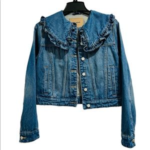 BLANK NYC**Gorgeous Ruffle Large Collar Cropped Trucker Denim Jacket**Sm. $189